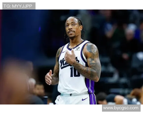 扛起球队！布克19中10砍下31分5板3助1断