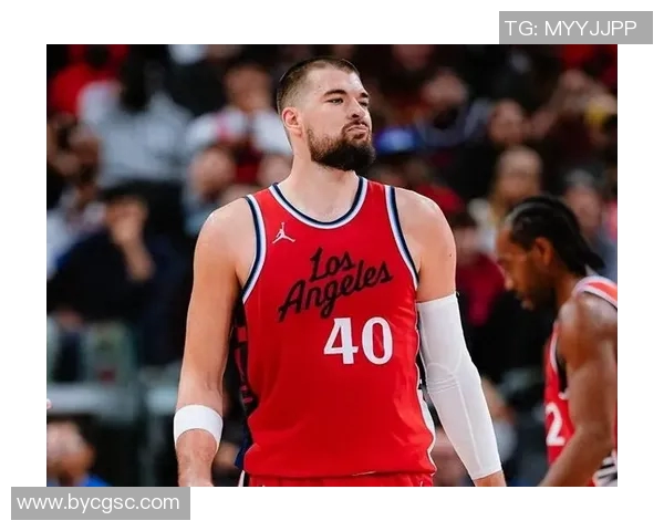 快船开拓者更新明日对阵伤病名单：琼斯祖巴茨缺阵霍勒迪等伤停