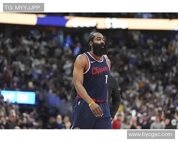 拒绝换队！和快船共进退，名记曝哈登想法，弗兰克也要交易新巨头