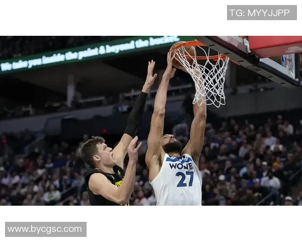 勇士轮休雷霆后全力出击爵士险翻车，策略引发篮球上帝质疑